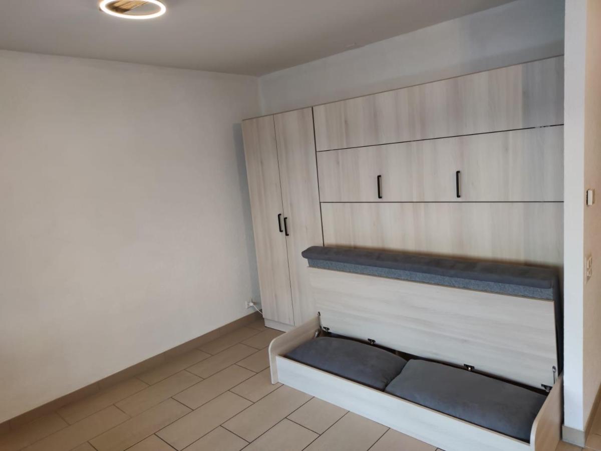 Superbe Studio A Saillon Les Bains Exterior foto